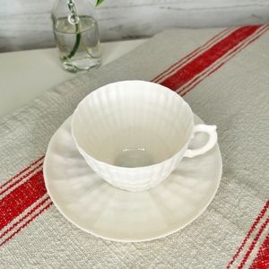 Belleek Vintage Cup & Saucer 4th Mark circa 1946-1955